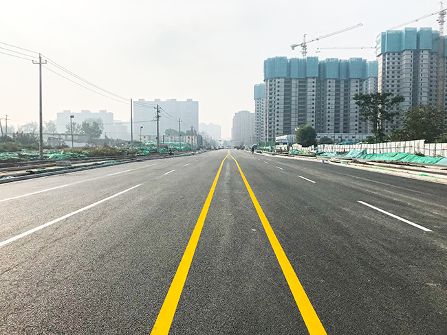 c11bbf72f088c78 济南市颖秀路(花园东路至中林路) 道路建设55世纪施工